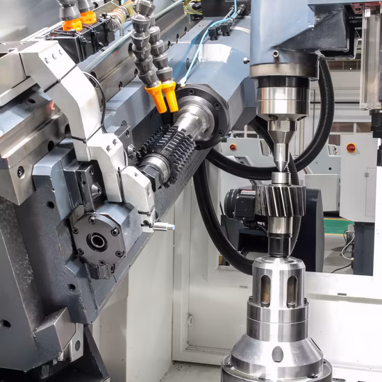 G350 8 Module CNC-Wälzfräsmaschine für spiralförmiges Schneiden, Durchmesser 350 mm